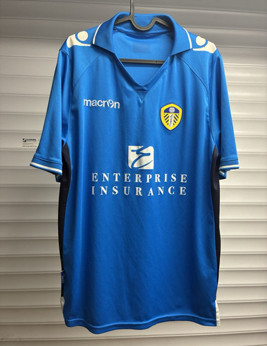 Macron leeds united 2011 - leeds, 2011/12