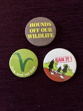 Vintage Tin Badges Anti