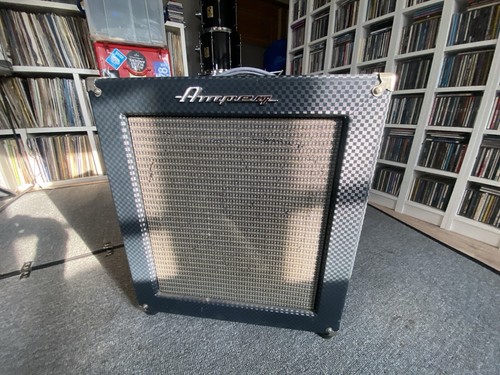 Ampeg b100 - ampeg,