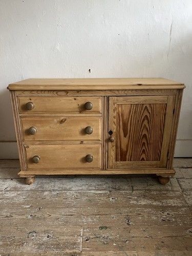 Stunning victorian pine - a,