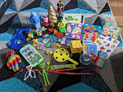 Bundle small toys - of, ideal