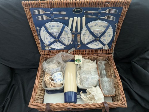Vintage optima picnic basket - vintage,