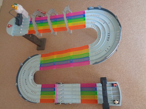 Hot wheels mario kart rainbow - kart,