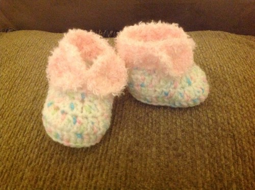 Crochet baby shoes - crochet,