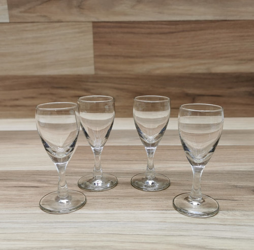 Set very small stemmed - 4,