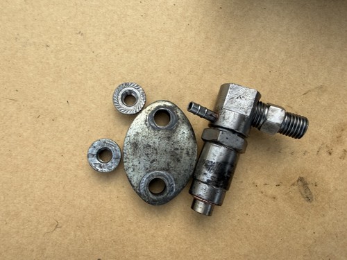 Diesel fuel injector for