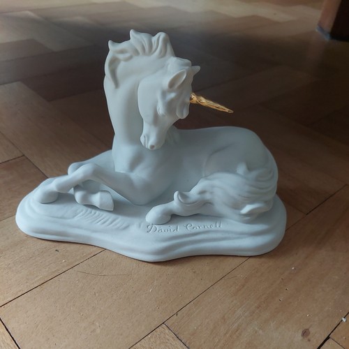 Unicorn guardian the - guardian, of