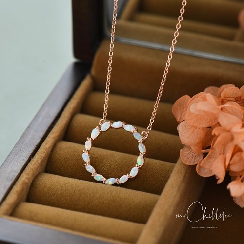 Fire opal laurel wreath - fire,