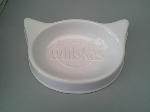 Vintage whiskas white - whiskas, cat