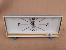 VINTAGE 1970s RHYTHM MUSICAL