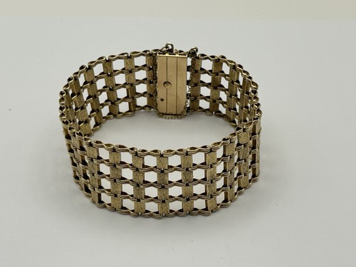 9ct gold ladder - gate, style