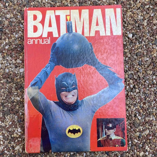 Batman annual 1968 unclipped - annual,