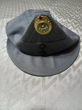 HUNGARIAN ARMY OFFERS BERET