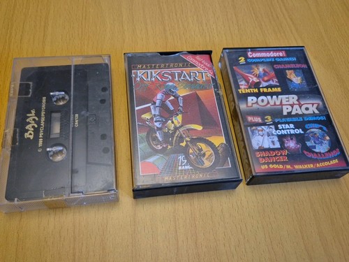 Retro gaming commodore 64 - gaming,