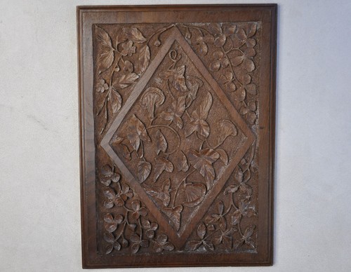 Antique old hand carved - antique,