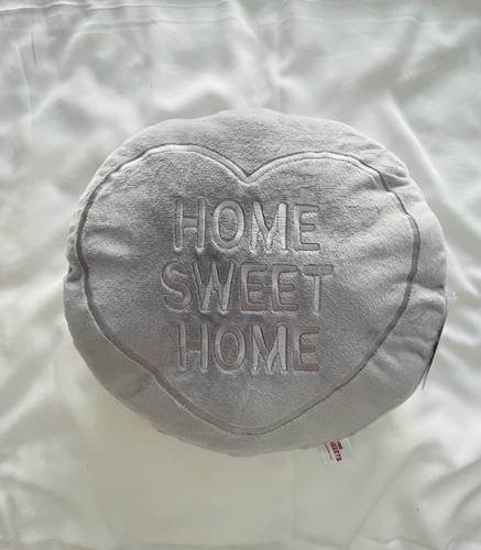 Swizzles love hearts home