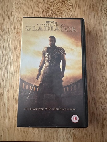 Gladiator vhs tape russell - gladiator,