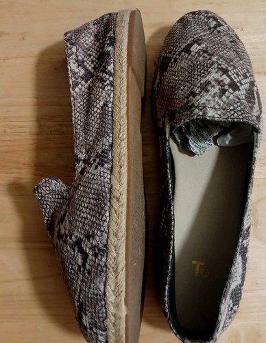 Brown faux snakeskin flat - tu,