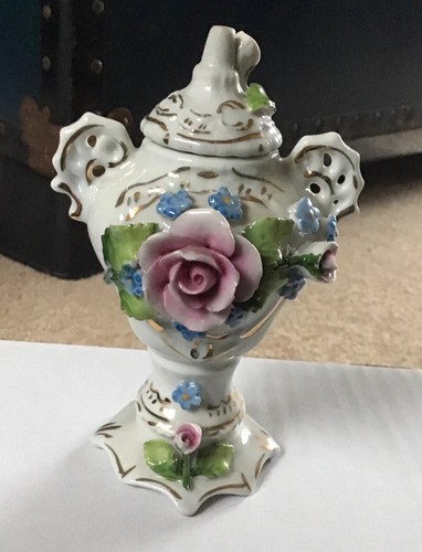 Double handled urn - double,