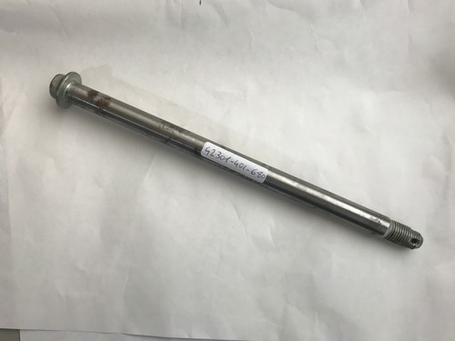 Rear wheel axle honda cbx125 - rear,