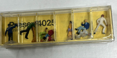 One pack preiser ho - one, of