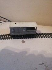 Triang OO Gauge GWR 20T Toad Brake Van No. 57740 in GW Grey