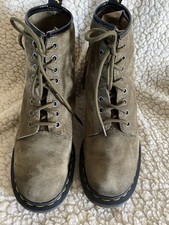 Doc Martens Khaki Pascal Soft suede 1460 8 Hole Boots Uk5/38 Good Condition 