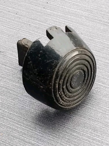 Front seat tilt lever knob - front,