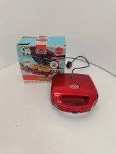 American Originals EK1628AR Waffle Maker 6 Finger Non Stick Machine