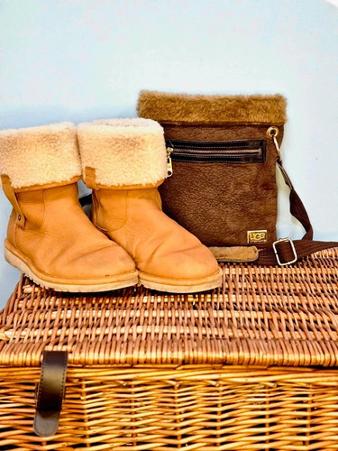 Authentic ugg bundle - authentic,
