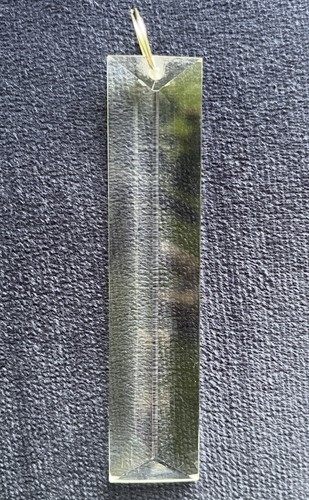 Vintage spear cut glass - spear,