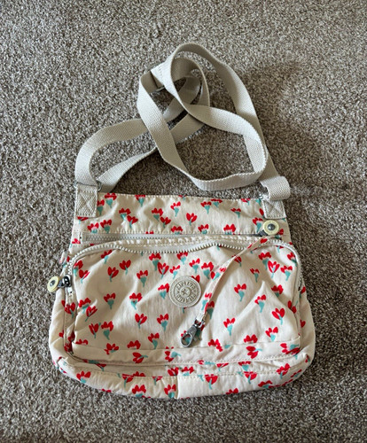 Kipling beige floral - beige, shoulder