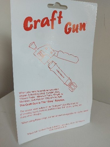 Sugarcraft gun cake decorating - sugarcraft,