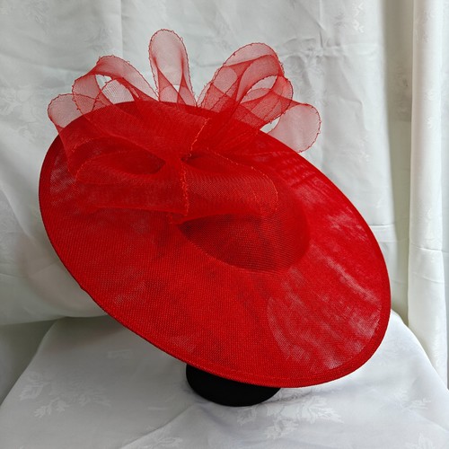 Red flower wide brim hatinator - red,