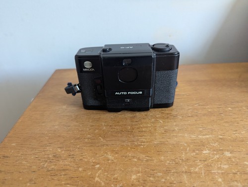 Minolta 8 35mm point - minolta, f2.8