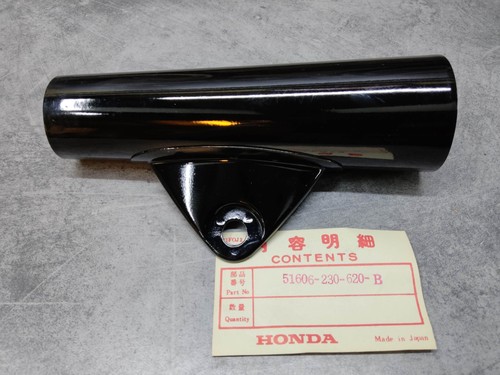 Left black headlight bracket - black,