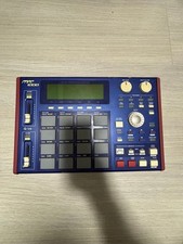 AKAI MPC1000 Professional Sampler 32MB Compact Music Production Device