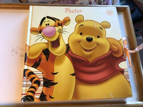 Disney winnie the pooh - 'winnie, pooh'