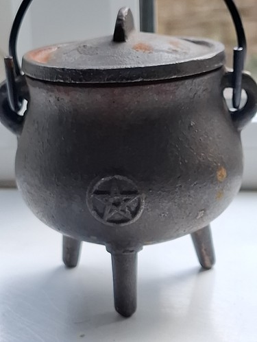 Mini cast iron cauldron - iron,