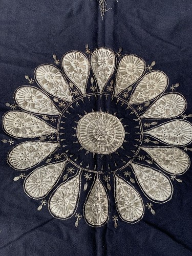 Stunning indian gold thread - stunning,