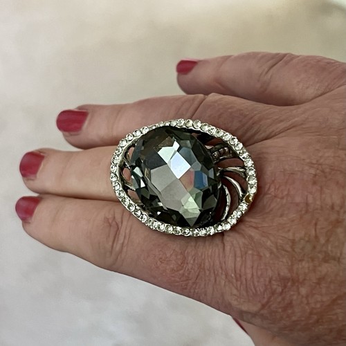 Large feature stone - feature, ring