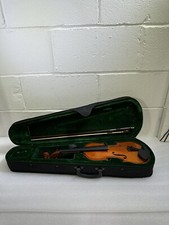 freedom  3/4 Violin  with case good used condition.