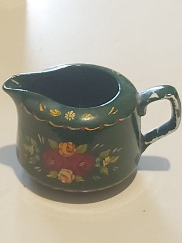 Canal art creamer - art, in