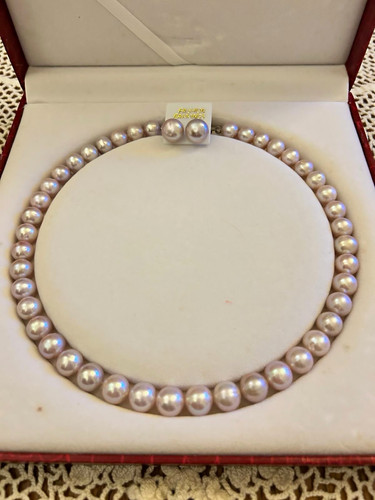White round pearl jewellery - round,