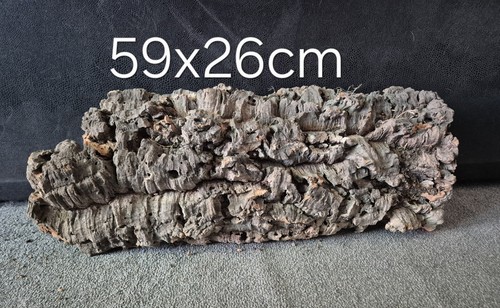 Cork bark flat hide - bark,