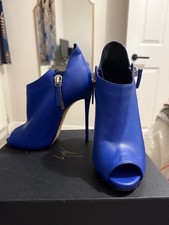 Giuseppe Zanotti Malika