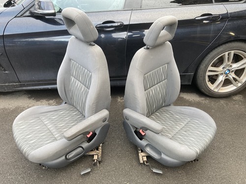 Captain seats swivel - captain,