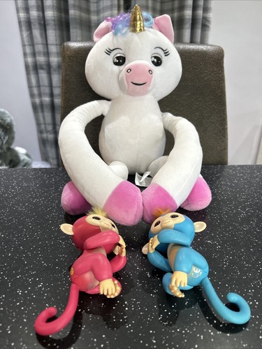Wowwee fingerlings hugs - wowwee,