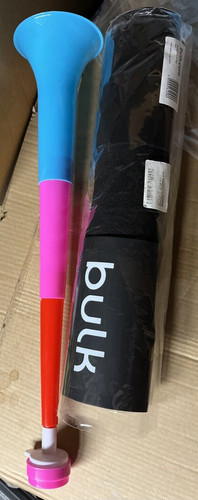 Blow horn vuvuzela - horn,