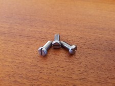 Thorens TD124 platter screws